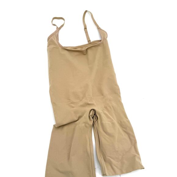 Skims Square Neck Mid Thigh Bodysuit Size Small NWOT - Picture 1 of 6